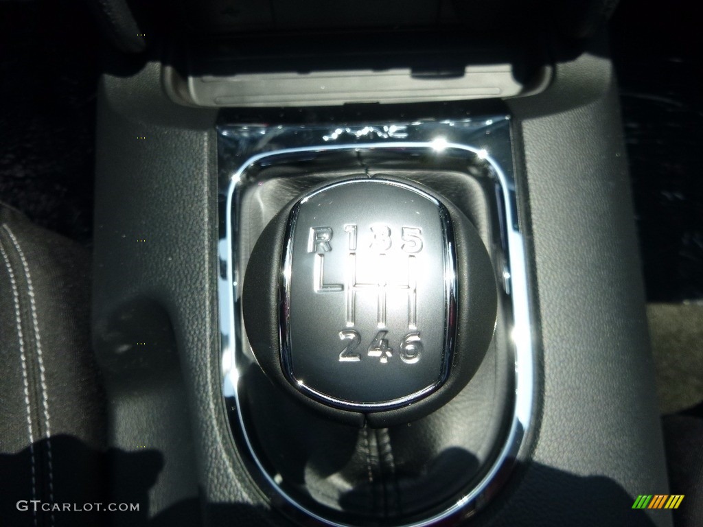 2017 Ford Mustang GT Coupe 6 Speed Manual Transmission Photo #119230673