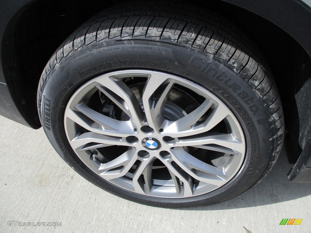 2017 BMW X1 xDrive28i Wheel Photo #119233862