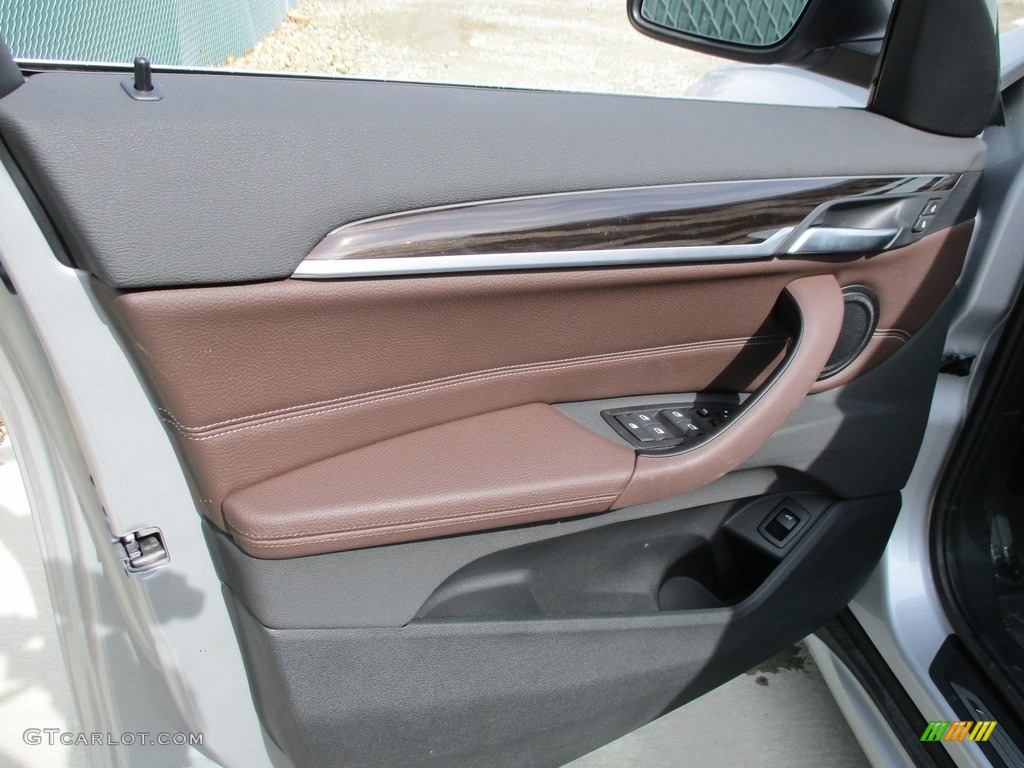 2017 X1 xDrive28i - Glacier Silver Metallic / Mocha photo #10