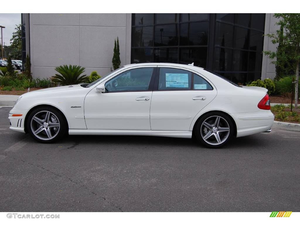 2008 E 63 AMG Sedan - Arctic White / Ash photo #2