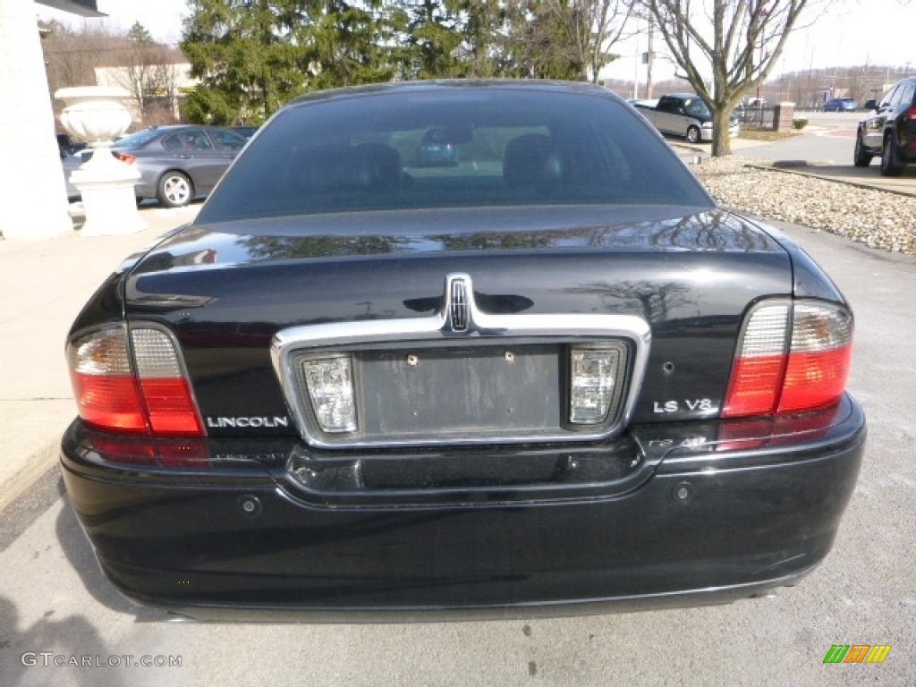 2003 LS V8 - Black / Black photo #8