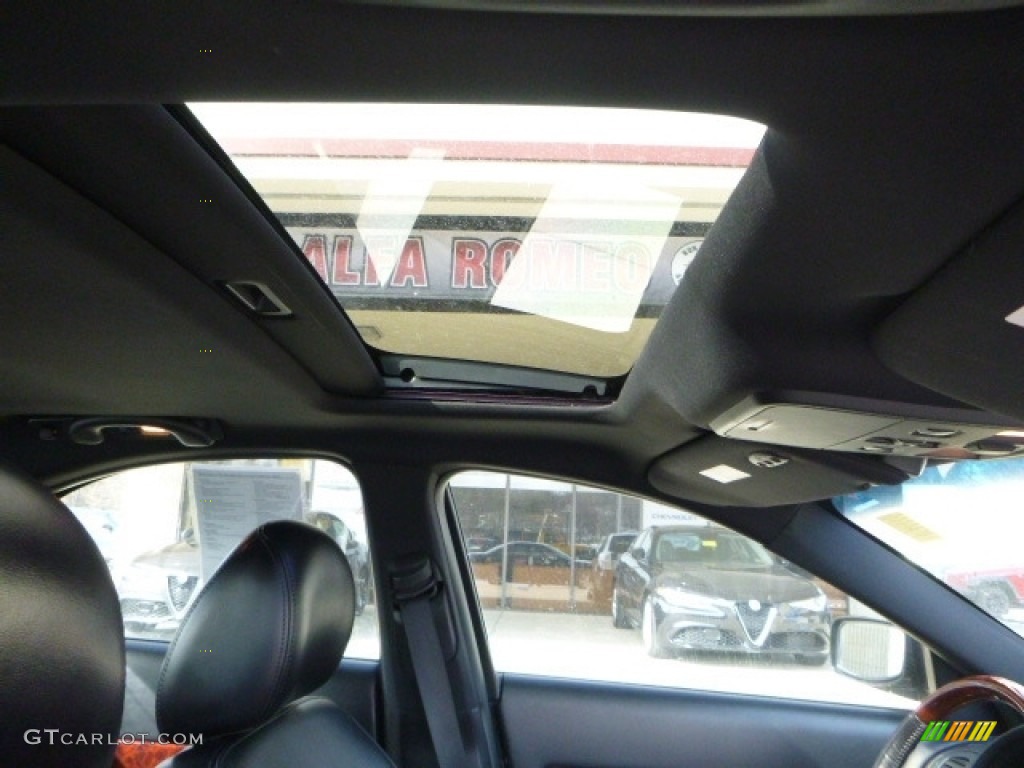2003 LS V8 - Black / Black photo #12