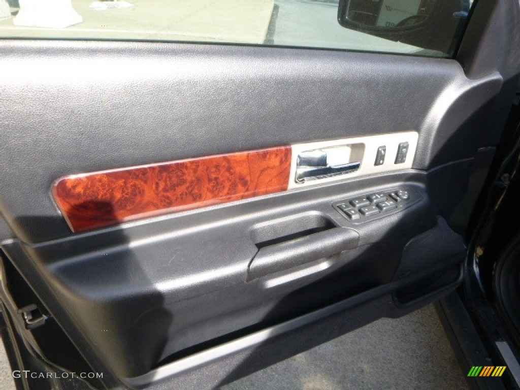 2003 LS V8 - Black / Black photo #16