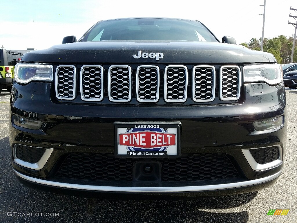 2017 Grand Cherokee Summit 4x4 - Diamond Black Crystal Pearl / Dark Sienna Brown/Black photo #2