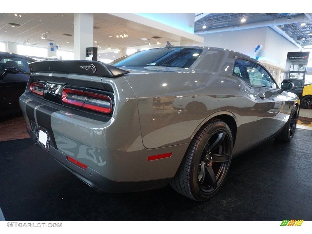 2017 Challenger SRT Hellcat - Destroyer Grey / Black photo #3