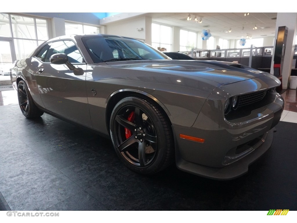 2017 Challenger SRT Hellcat - Destroyer Grey / Black photo #4