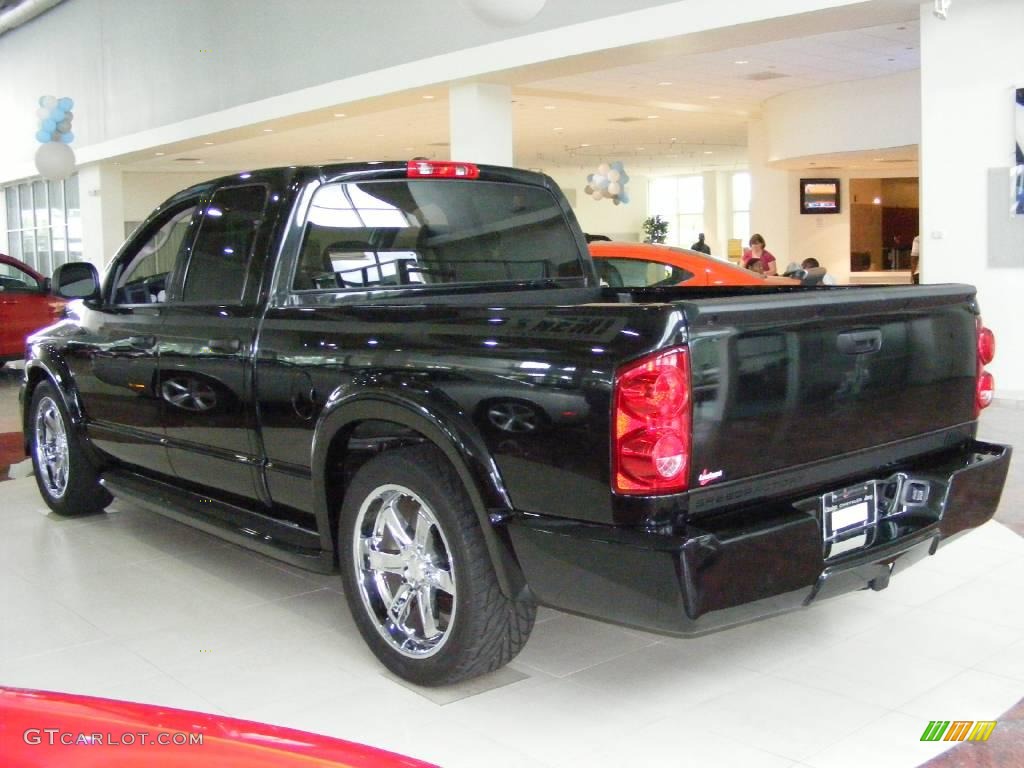 2008 Ram 1500 Sport Quad Cab - Brilliant Black Crystal Pearl / Medium Slate Gray photo #2