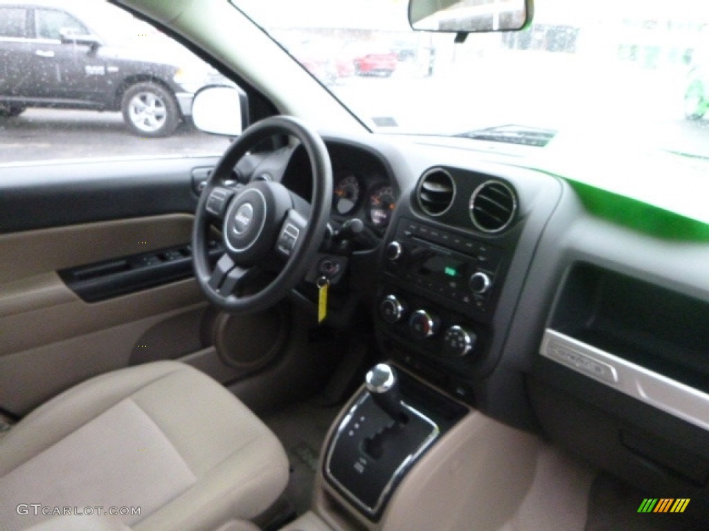 2014 Compass Sport - True Blue Pearl / Dark Slate Gray/Light Pebble photo #10