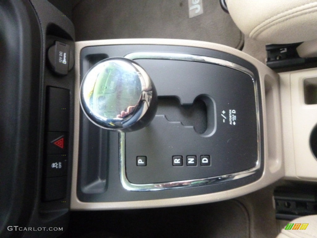 2014 Compass Sport - True Blue Pearl / Dark Slate Gray/Light Pebble photo #17