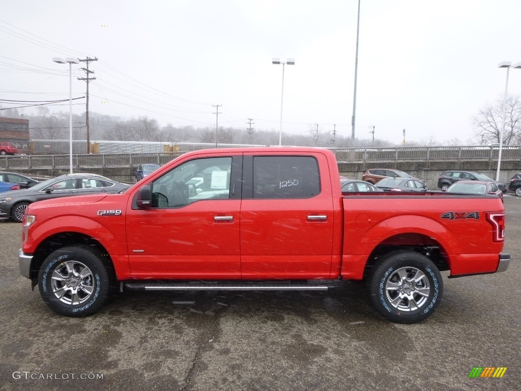 2017 F150 XLT SuperCrew 4x4 - Race Red / Earth Gray photo #5
