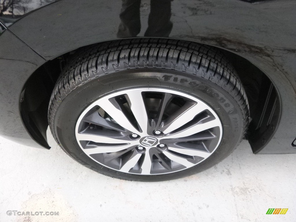 2017 Honda Fit EX Wheel Photo #119258407