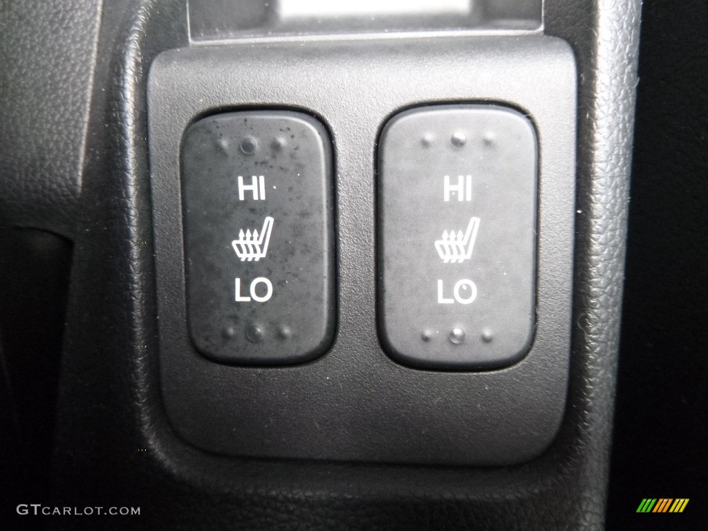 2017 Honda Fit EX-L Controls Photo #119258961