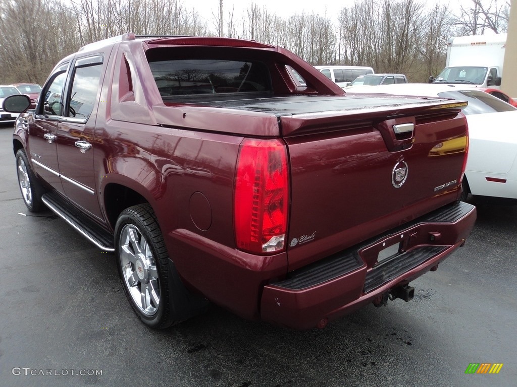 2008 Escalade EXT AWD - Sonoma Red / Ebony photo #3