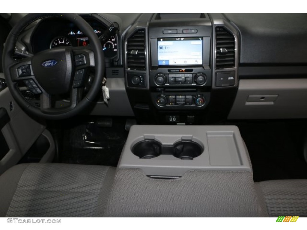 2017 F150 XLT SuperCab 4x4 - Shadow Black / Earth Gray photo #2