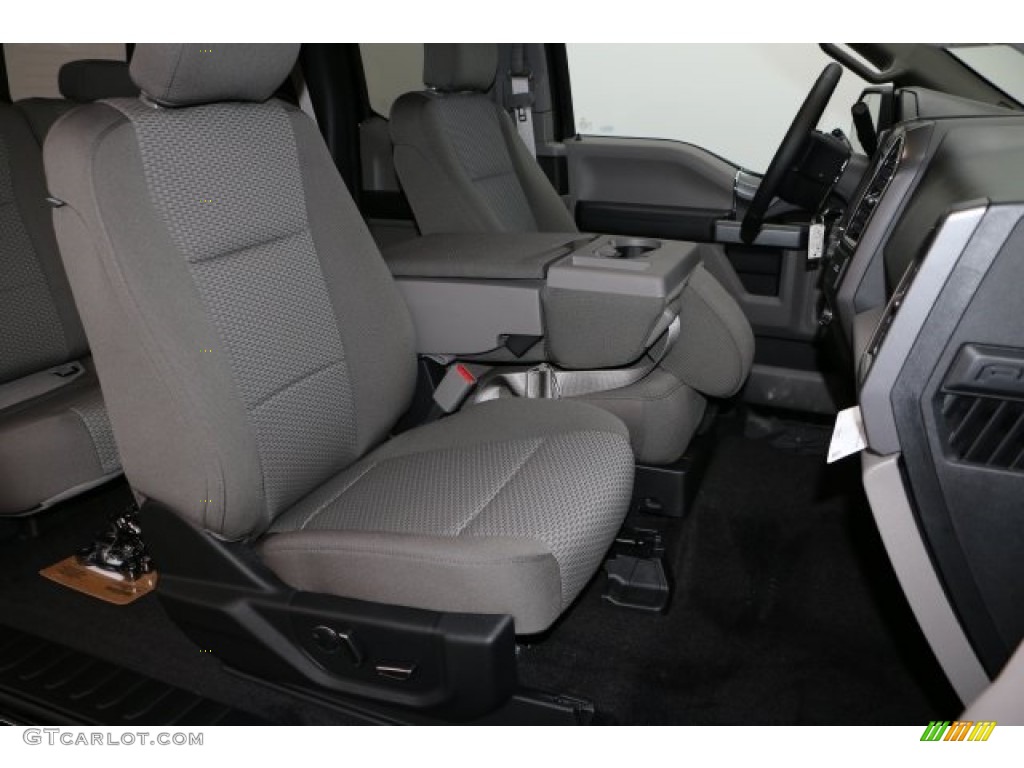 2017 F150 XLT SuperCab 4x4 - Shadow Black / Earth Gray photo #3