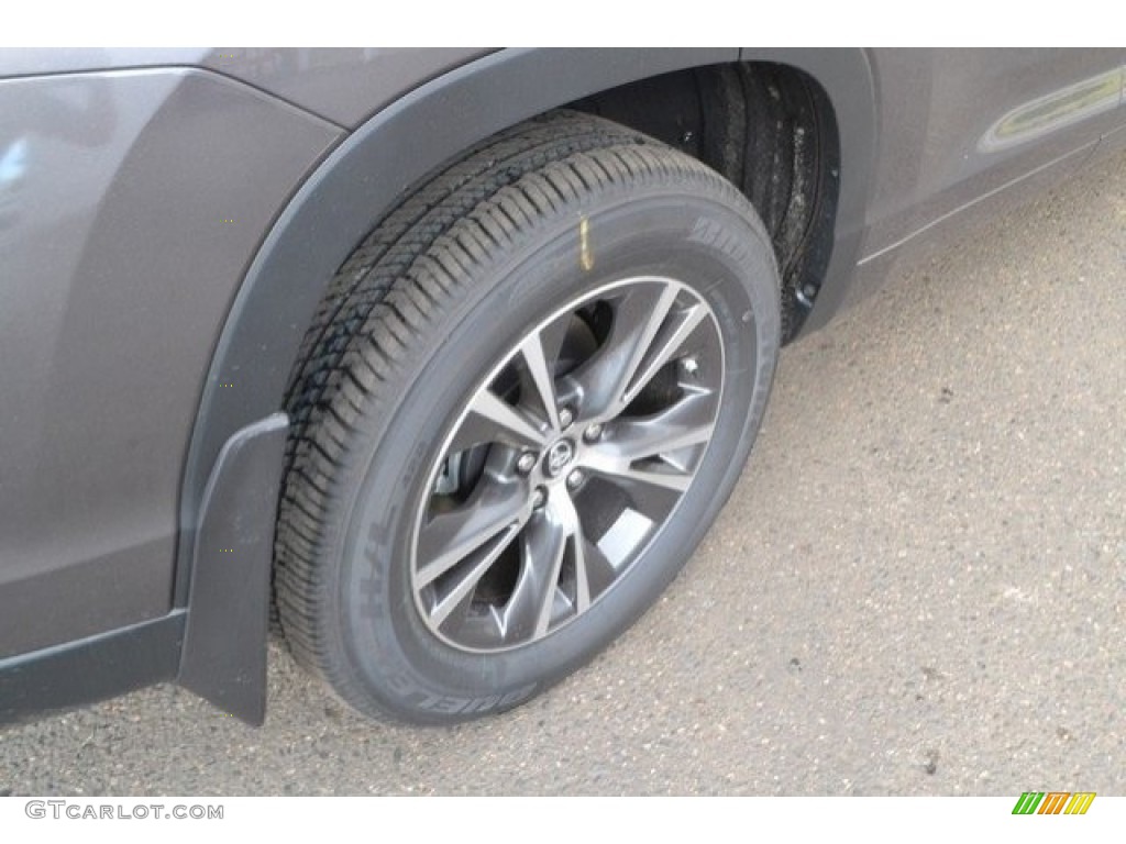 2017 Toyota Highlander Hybrid LE AWD Wheel Photos