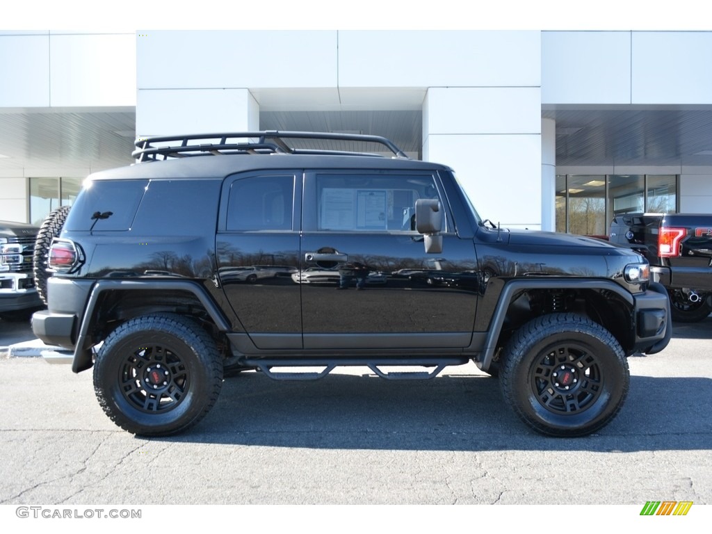 2013 FJ Cruiser 4WD - Black / Dark Charcoal photo #2