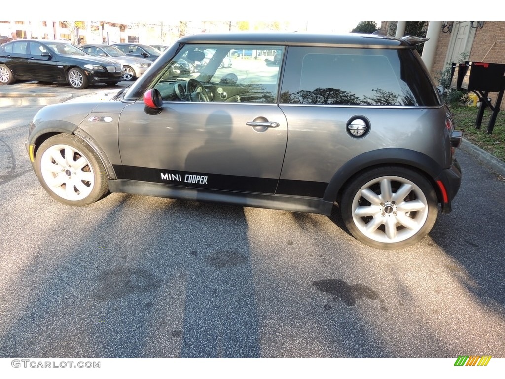 2005 Cooper S Hardtop - Dark Silver Metallic / Black/Panther Black photo #9