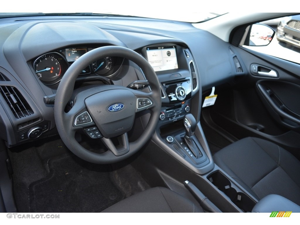 2017 Ford Focus SEL Sedan Charcoal Black Dashboard Photo #119282354
