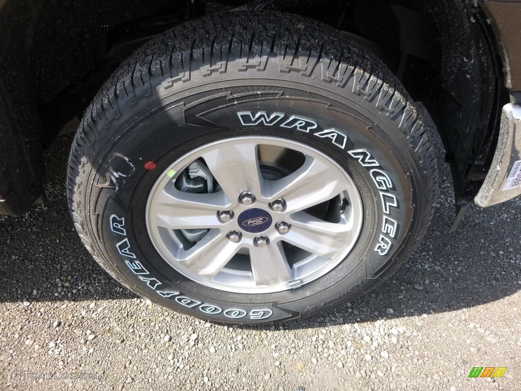 2017 F150 XL SuperCab 4x4 - Caribou / Earth Gray photo #9