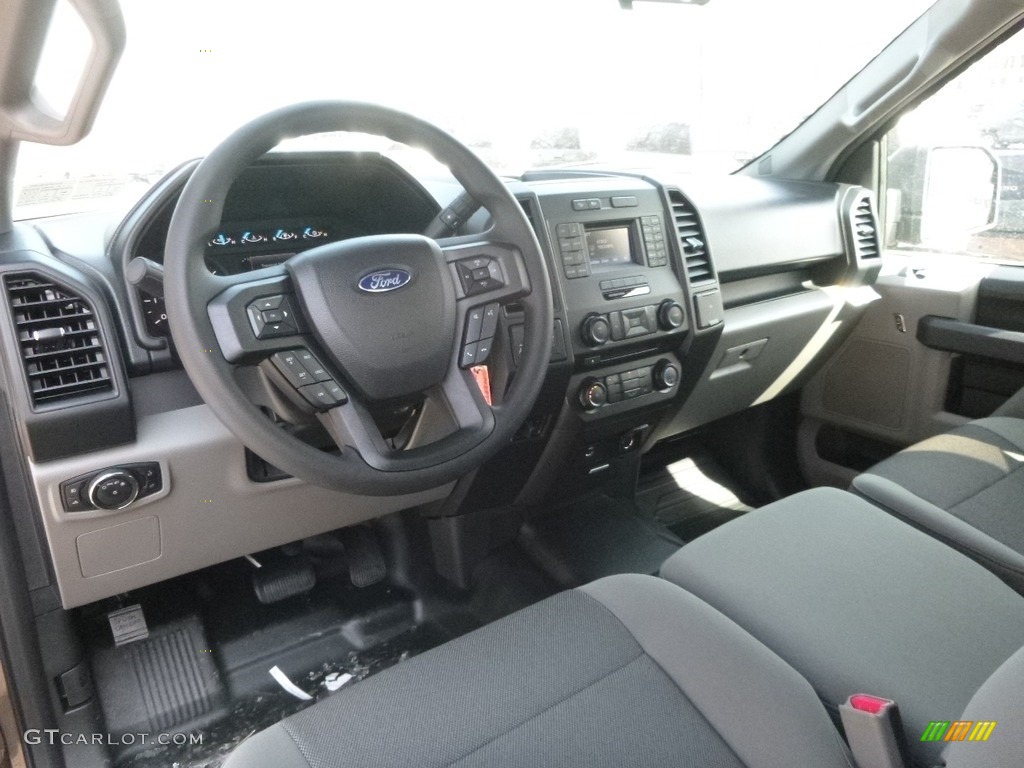 2017 F150 XL SuperCab 4x4 - Caribou / Earth Gray photo #12