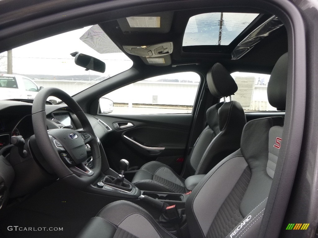 2017 Ford Focus ST Hatch Front Seat Photo #119285585