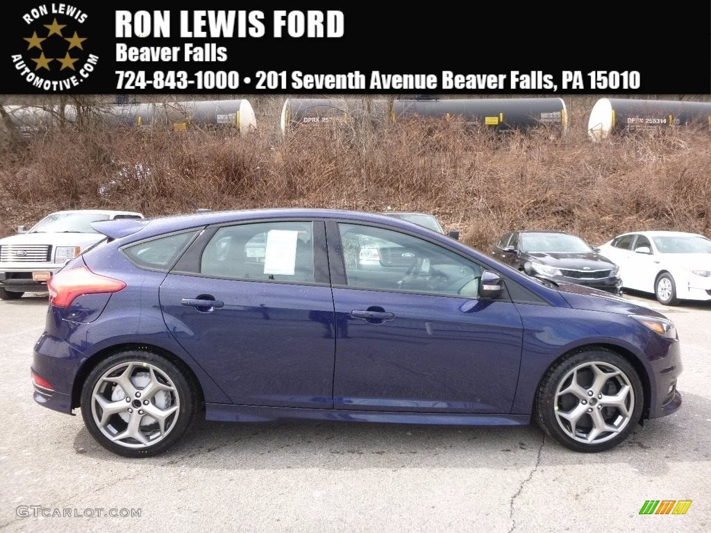 2017 Focus ST Hatch - Kona Blue / Charcoal Black Recaro Leather photo #1