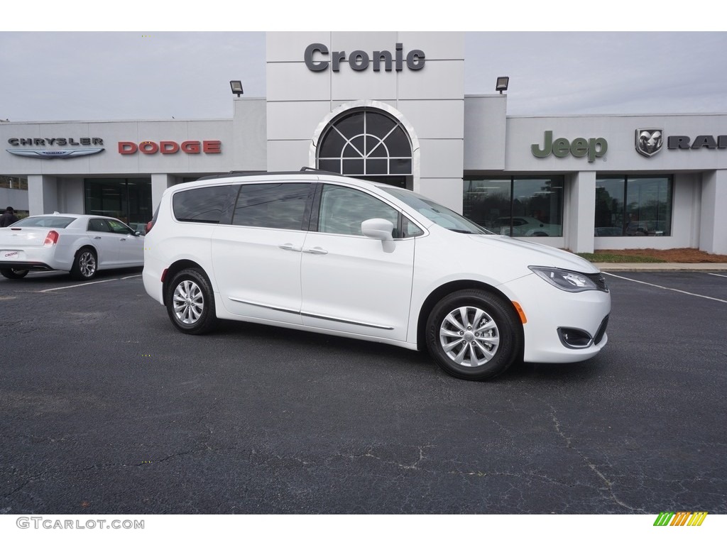 2017 Pacifica Touring L - Bright White / Black/Alloy photo #1