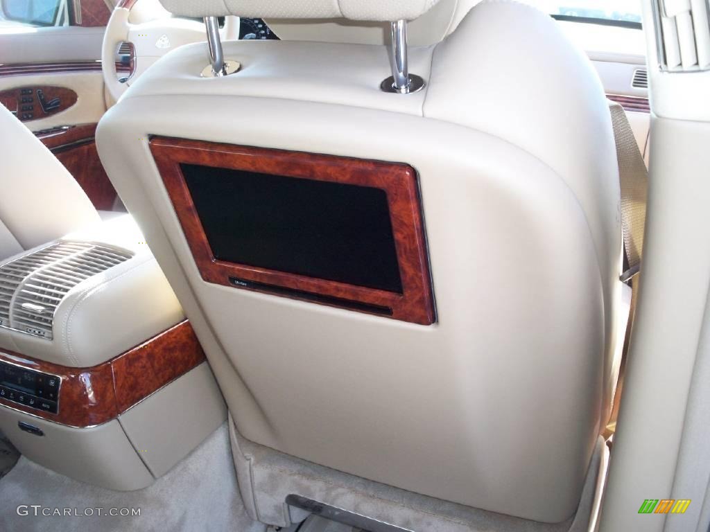 2008 Maybach 57 Standard 57 Model Controls Photo #11928858