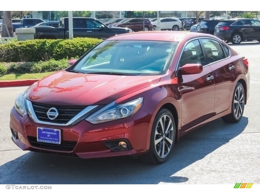 2016 Altima 2.5 SR - Cayenne Red / Charcoal photo #3