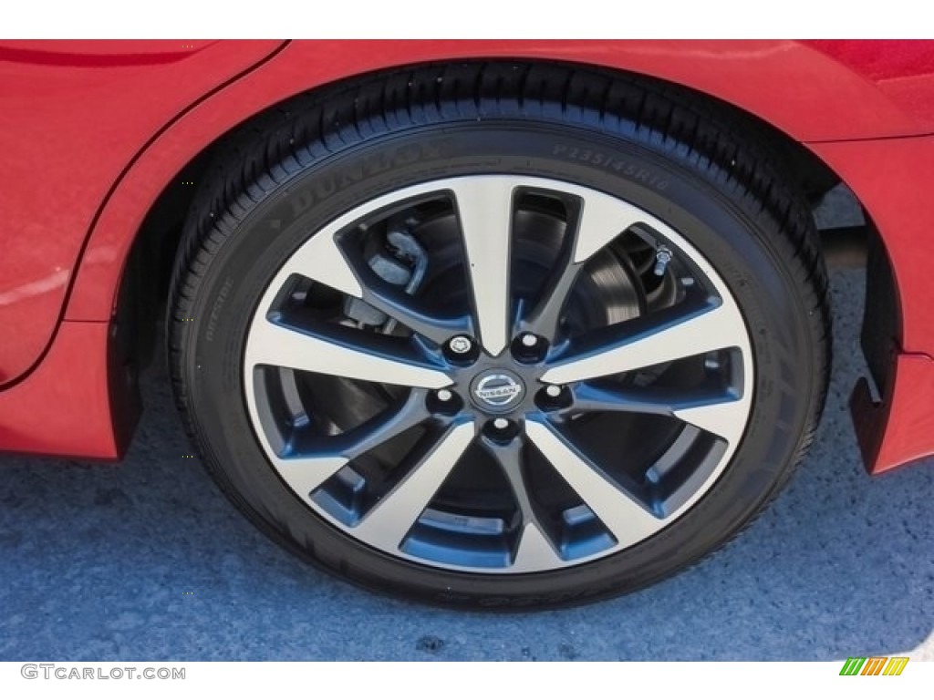 2016 Altima 2.5 SR - Cayenne Red / Charcoal photo #13