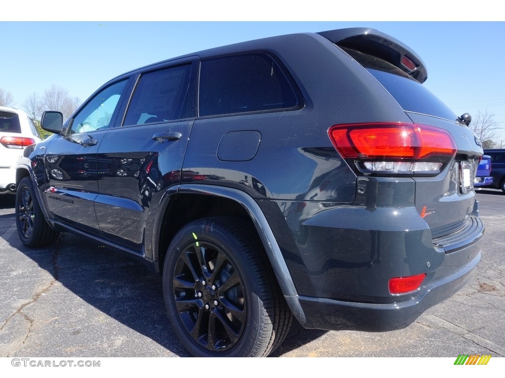 2017 Grand Cherokee Laredo - Rhino / Black photo #2