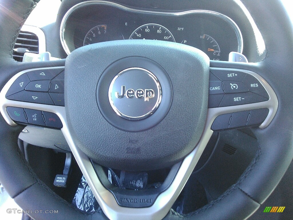 2017 Grand Cherokee Laredo 4x4 - Bright White / Black photo #10