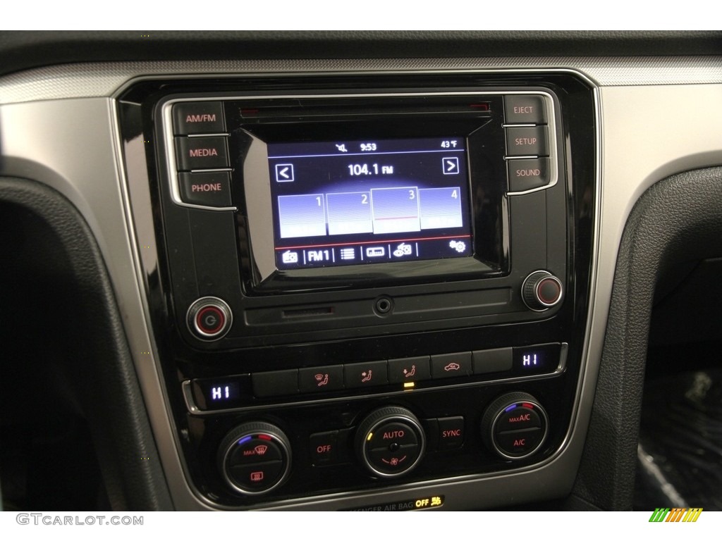 2016 Volkswagen Passat S Sedan Controls Photo #119298791