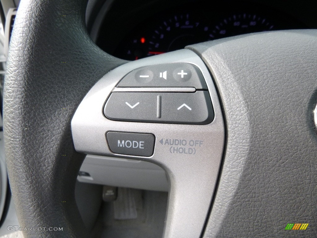 2010 Camry LE - Super White / Ash Gray photo #19