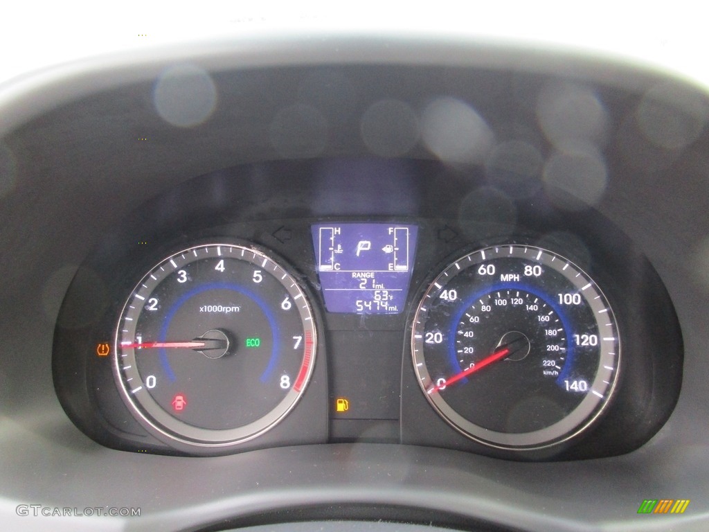 2016 Accent SE Sedan - Ultra Black / Gray photo #12