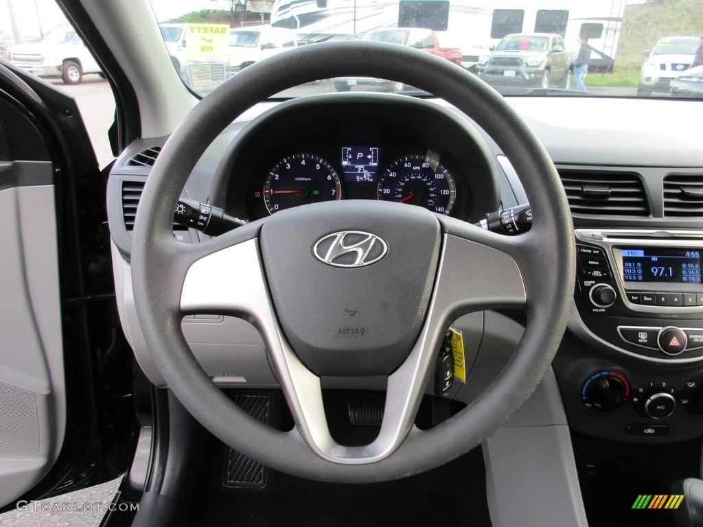 2016 Accent SE Sedan - Ultra Black / Gray photo #13