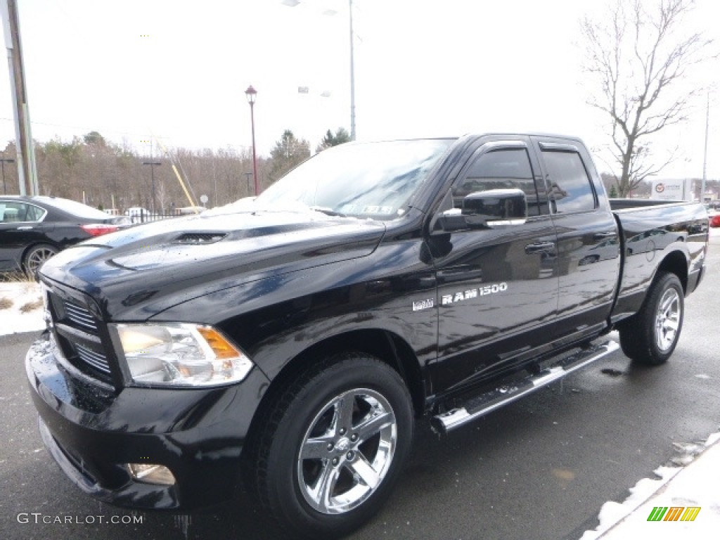 2012 Ram 1500 Sport Quad Cab 4x4 - Black / Dark Slate Gray photo #5