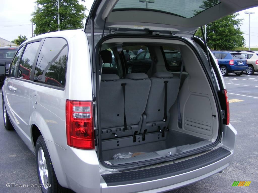 2009 Grand Caravan SE - Bright Silver Metallic / Medium Slate Gray/Light Shale photo #7