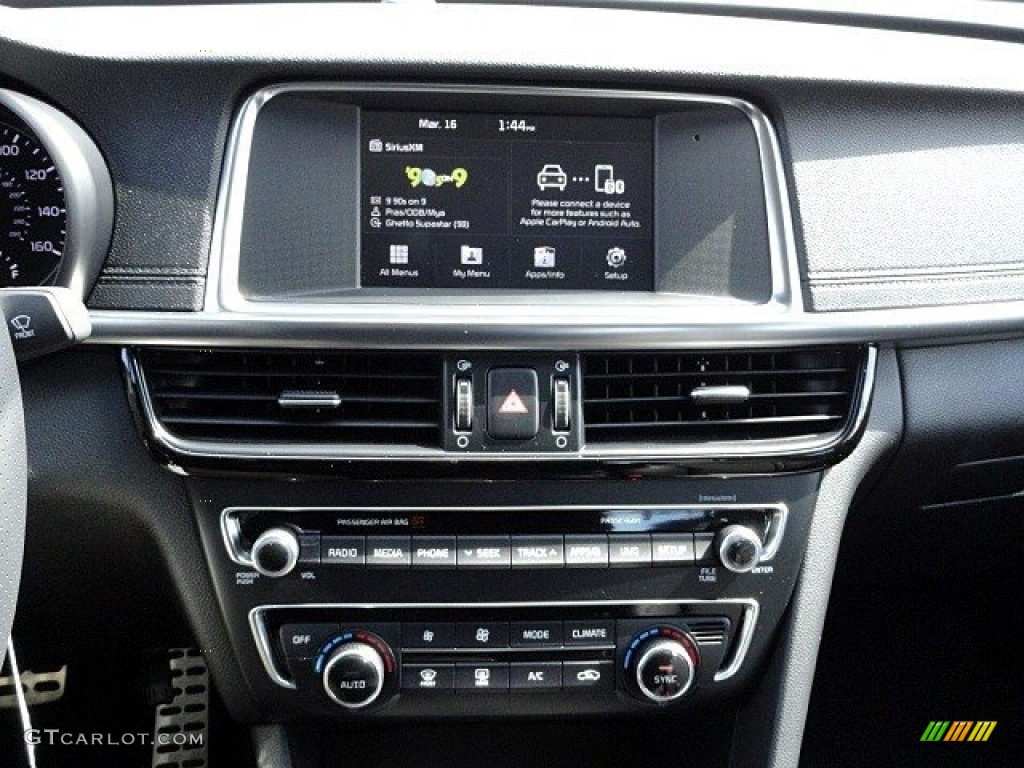 2017 Kia Optima SX Controls Photo #119313551