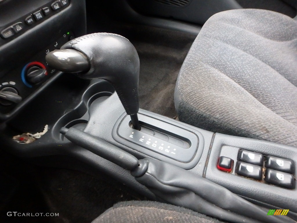 2003 Cavalier LS Sport Sedan - Arrival Blue Metallic / Graphite Gray photo #12