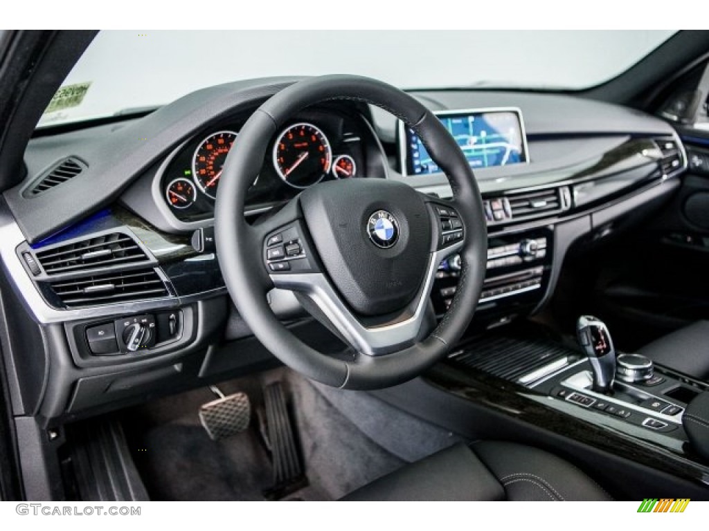 2017 BMW X5 xDrive40e iPerformance Dashboard Photos