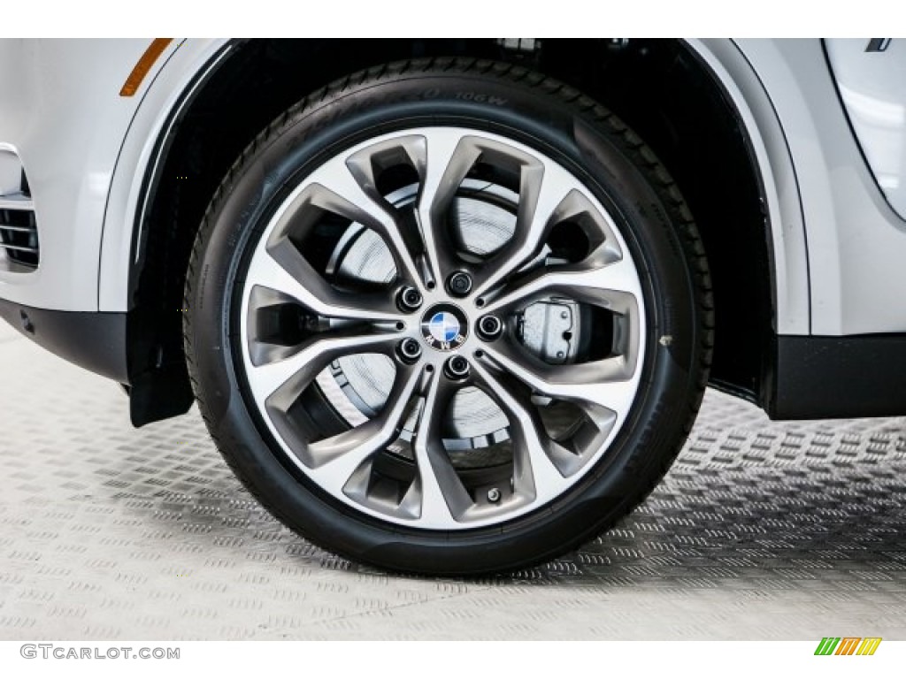 2017 BMW X5 xDrive40e iPerformance Wheel Photos