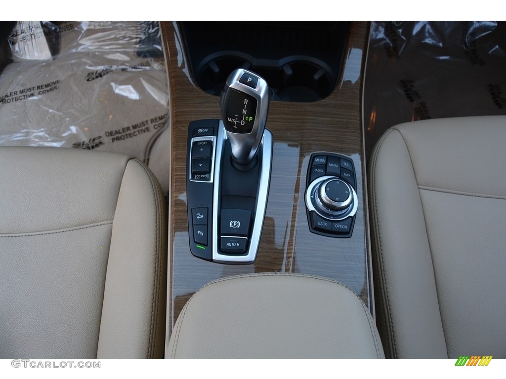 2014 X3 xDrive28i - Alpine White / Sand Beige photo #17