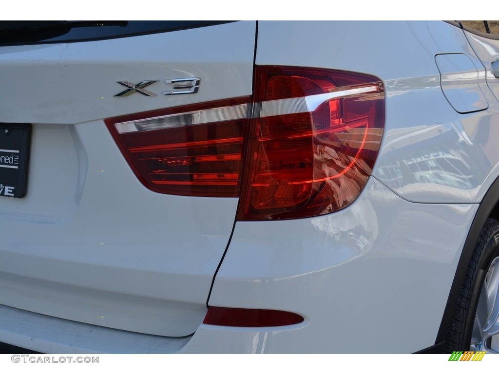 2014 X3 xDrive28i - Alpine White / Sand Beige photo #23