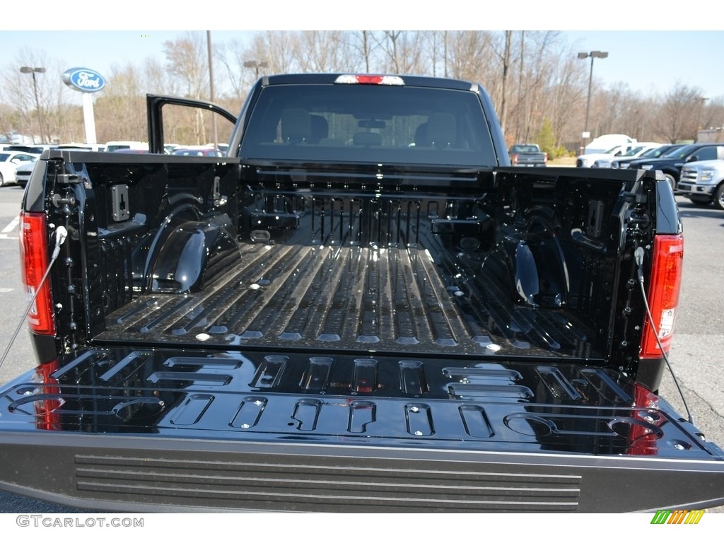 2017 F150 XLT SuperCab - Shadow Black / Earth Gray photo #6