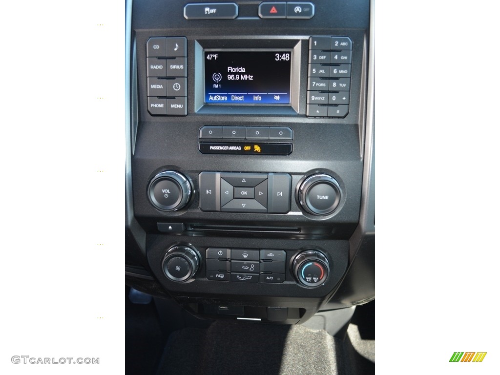 2017 F150 XLT SuperCab - Shadow Black / Earth Gray photo #11