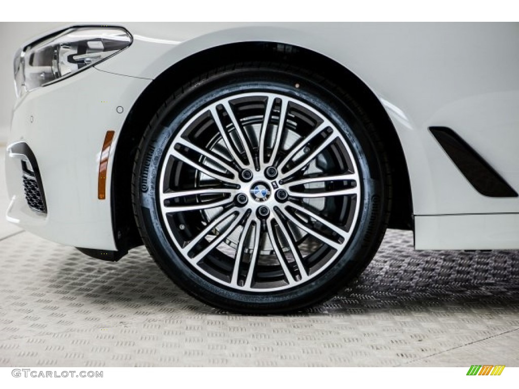 2017 BMW 5 Series 540i Sedan Wheel Photo #119325919