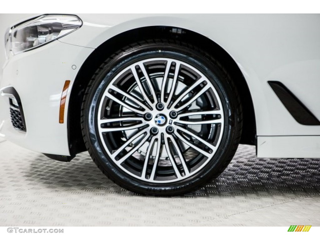 2017 5 Series 540i Sedan - Alpine White / Black photo #9