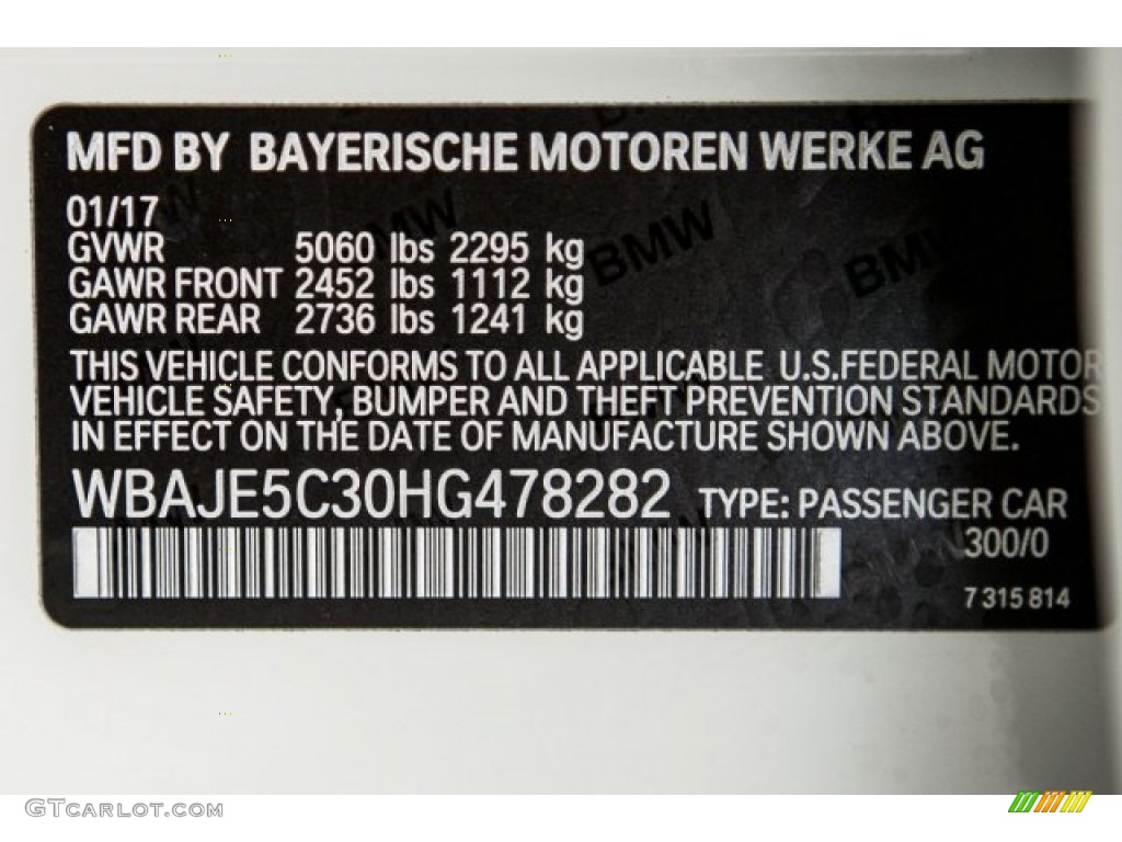 2017 5 Series 540i Sedan - Alpine White / Black photo #11